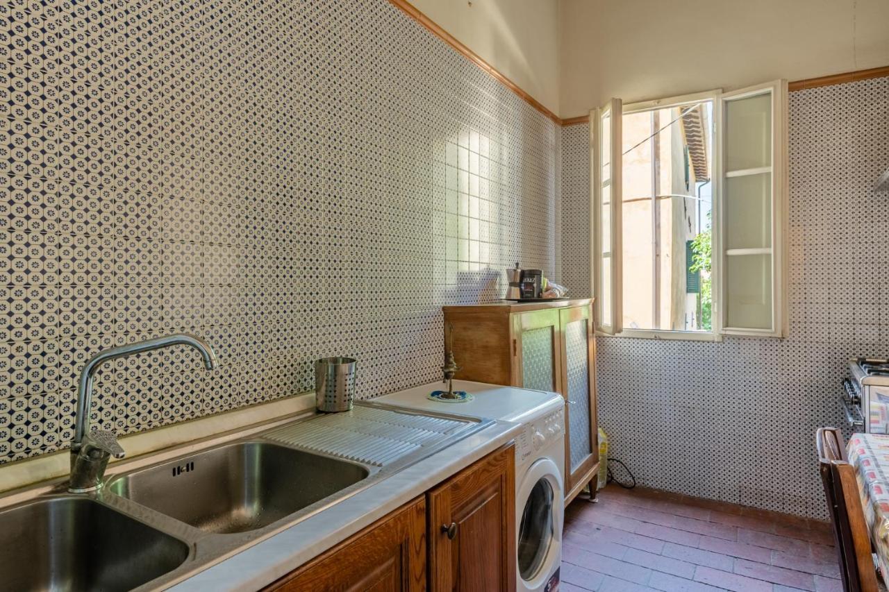 Appartement La Casa Di Ida à Pescia Extérieur photo